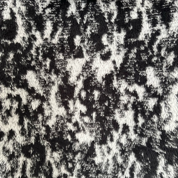 NWT Athleta Glacier Black Tugga Sherpa Jacquard Hoodie Top Size XXS - Picture 13 of 13